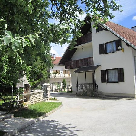Guest House Sveti Marko Gacka Оточац Экстерьер фото