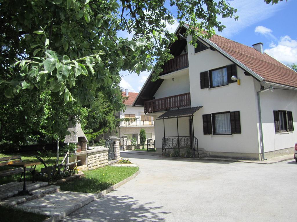 Guest House Sveti Marko Gacka Оточац Экстерьер фото