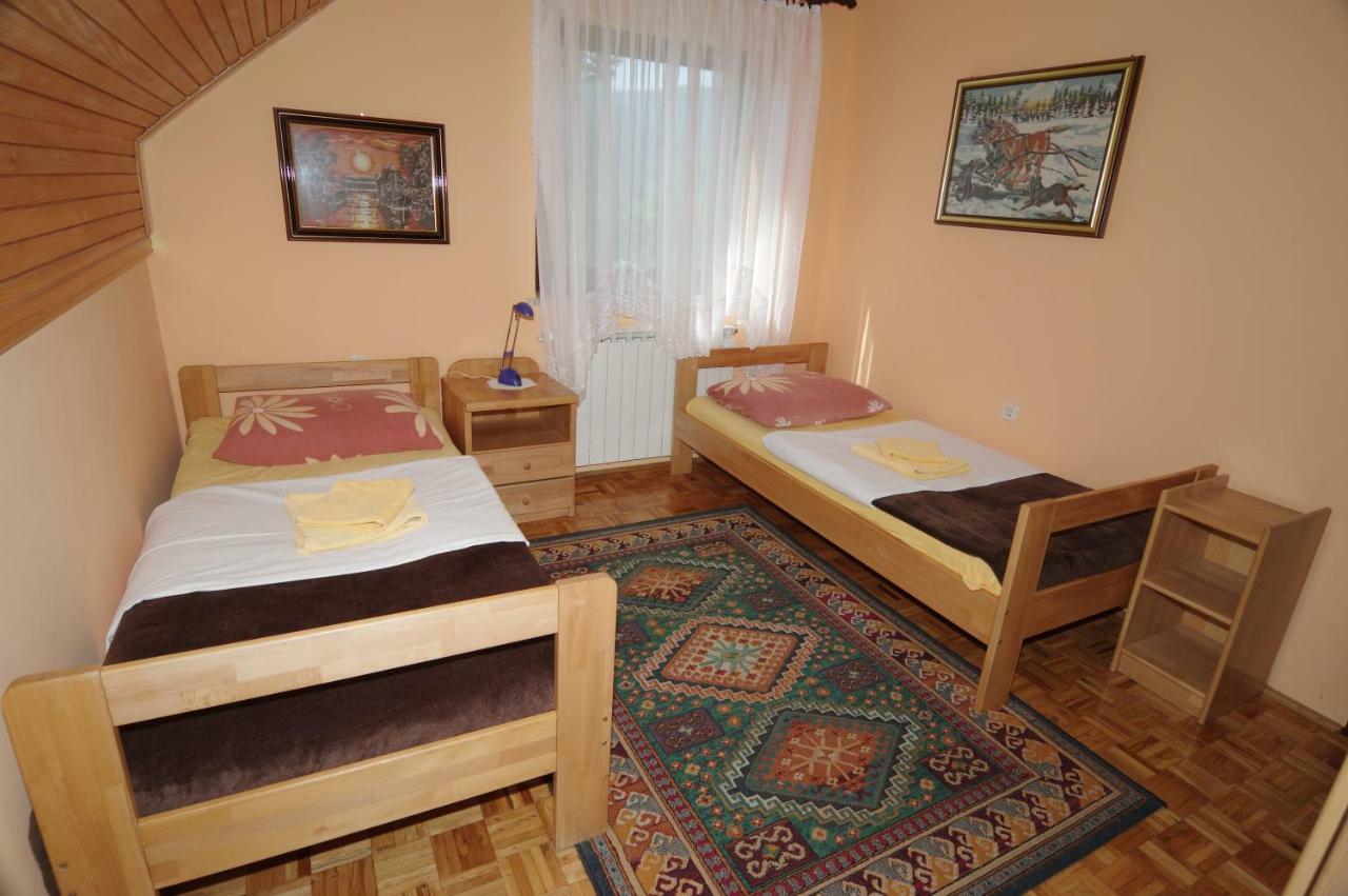 Guest House Sveti Marko Gacka Оточац Экстерьер фото